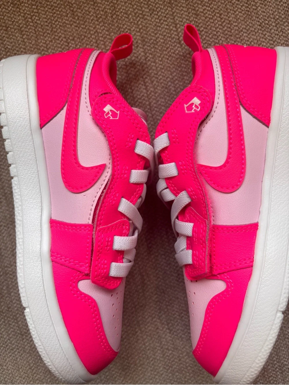Jordan Kids Low-Top Sneakers in Pink and Coral